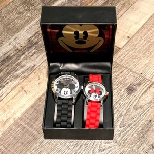 NEW! Matching His and Hers Mickey and Minnie watch set